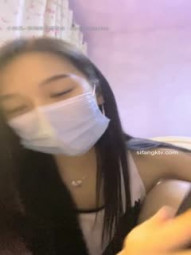 长得既清纯又妖艳的大长腿九头身女神 身材比例超好，第一次下海就露逼了，想要舔屏的节奏啊，舞蹈专业的，跳起舞来真致命 (2)