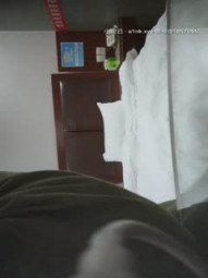 【深夜神探狄小杰】新人酒店干少妇，风骚荡妇叫的撕心裂肺，花样多把小伙伺候得舒舒服服