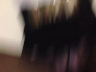 终于搞定瞭刚搬来不久的气质女邻居身材修长性感主动...