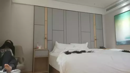 平日清纯的妹妹，没想到床上这幺骚