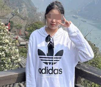 带着高中妹到酒店打炮输出